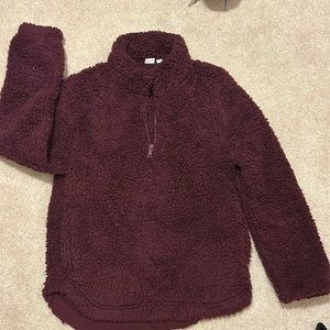 Gap maroon sherpa